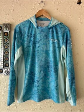 Huk Women’s Sun Shirt 🏄‍♀️ size Small